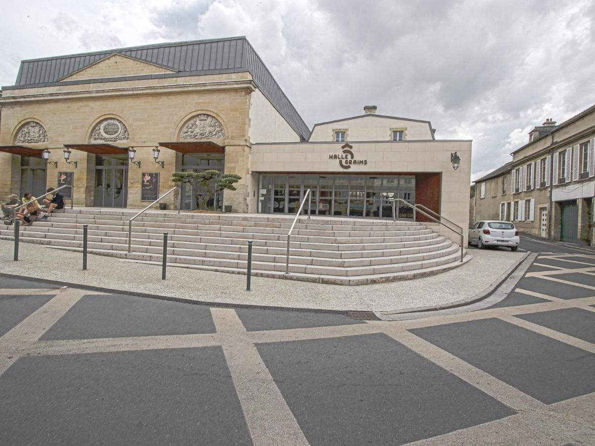Modern Apartment In Bayeux Near Tapestry Museum Exteriör bild