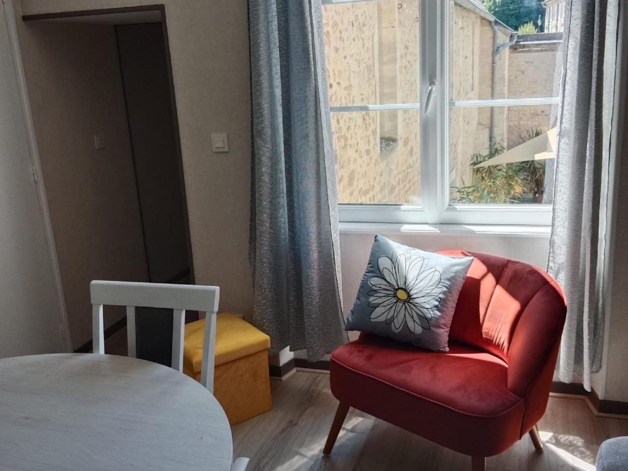 Modern Apartment In Bayeux Near Tapestry Museum Exteriör bild